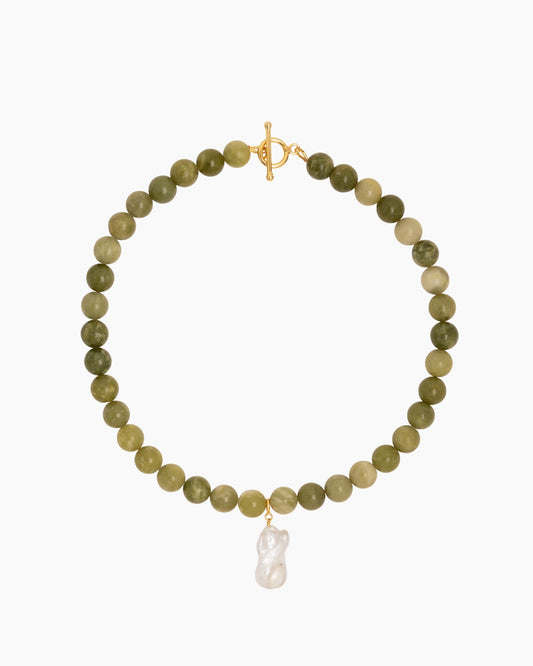 Necklace with Pearl